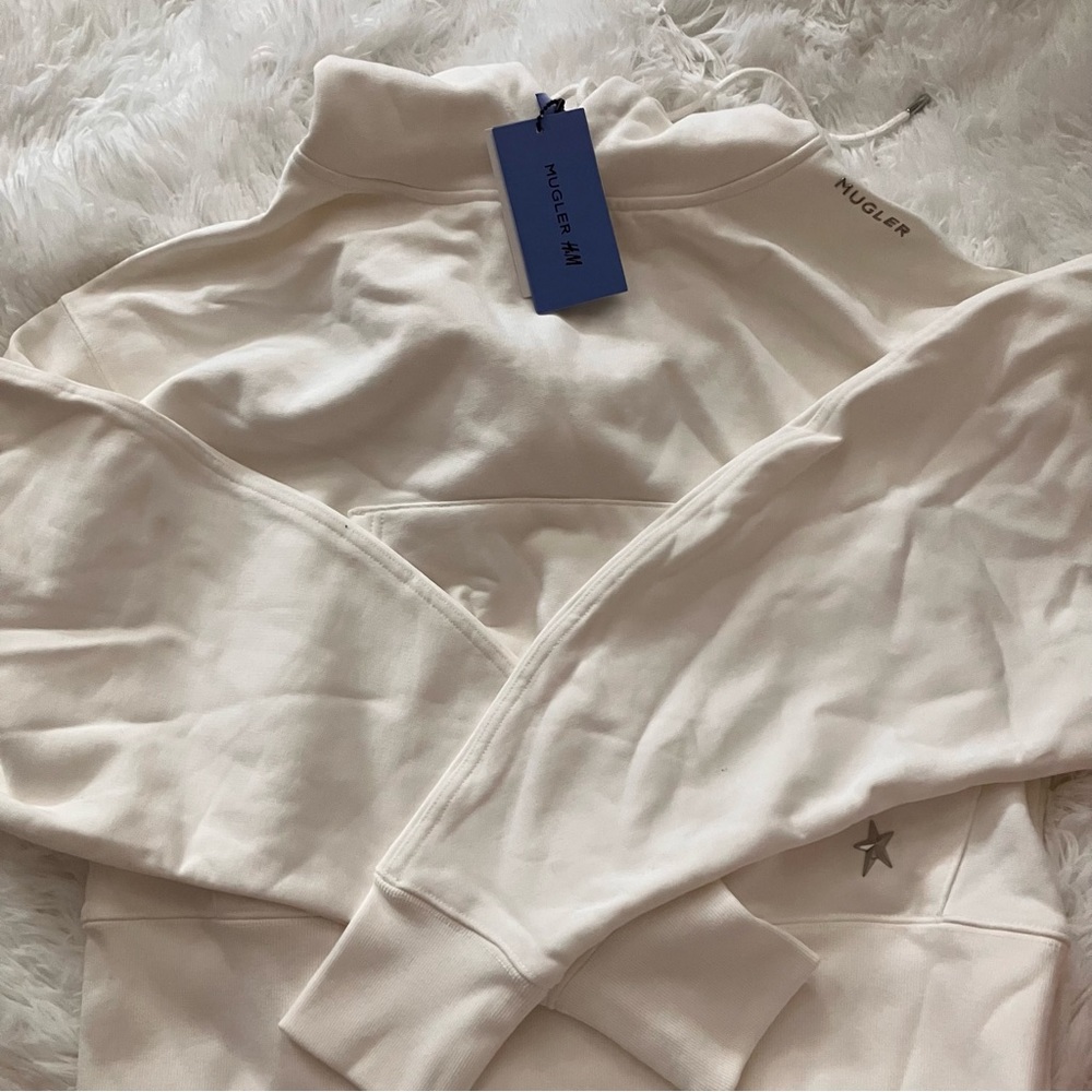 ✯ SIZE S Mugler x H&M Batwing Sleeve Hoodie ✯
